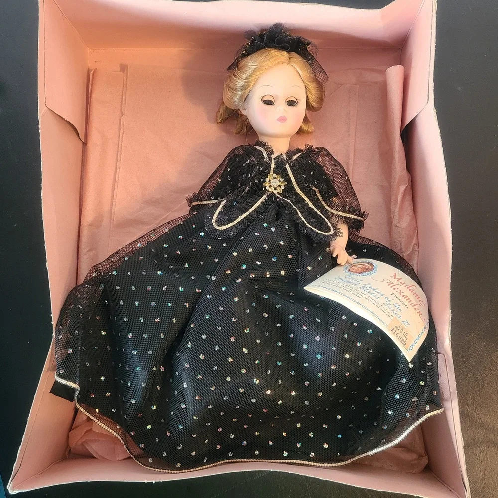 Madame Alexander madame alexander